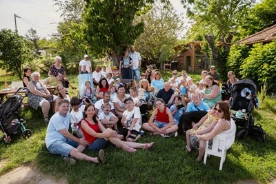 Közösségi kapcsolódás terápiás kutyákkal