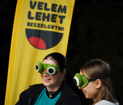 Velem Lehet Beszélgetni. És Veled?